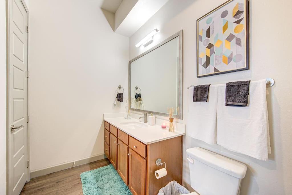 Ferienwohnung Trendy Downtown 1Bd/Freeparking/Wi-Fi/Pool Houston Exterior foto
